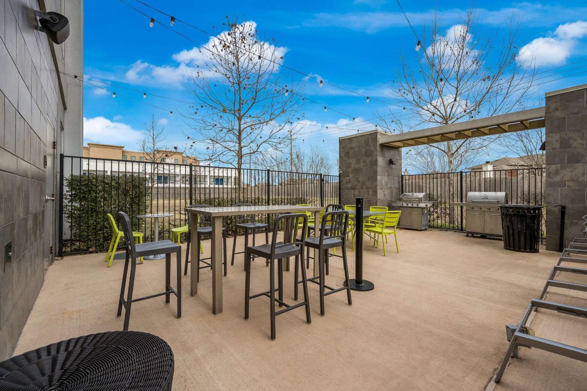 Home2 Suites By Hilton Baytown Bagian luar foto